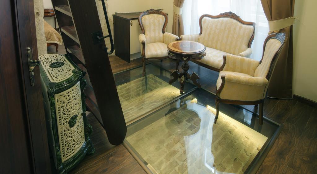 Apartment Mezzanine